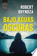 Bajo aguas oscuras